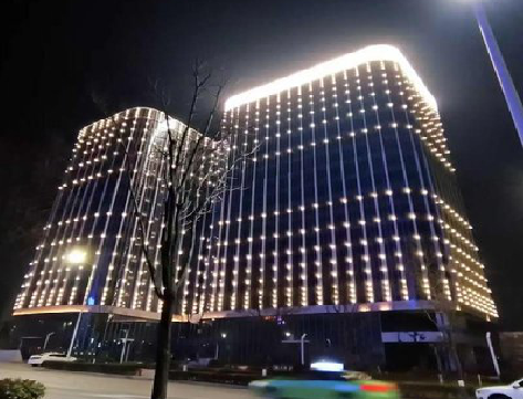 新龙亮化工程安装注意事项。